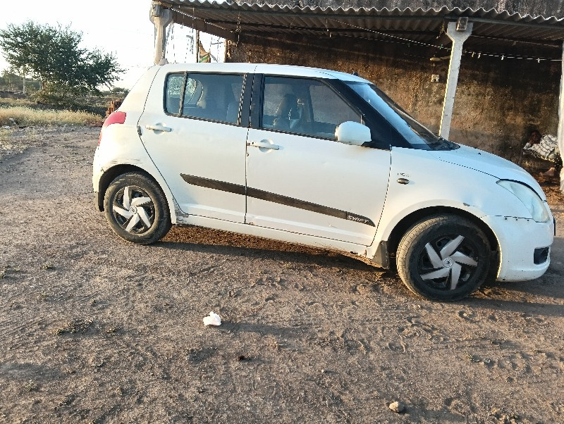 swift ગાડી વેચવ...