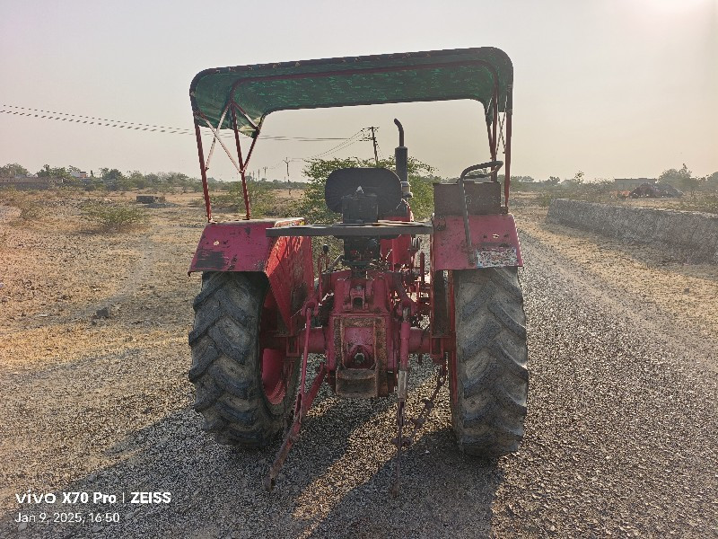 Mahindra 275 B...