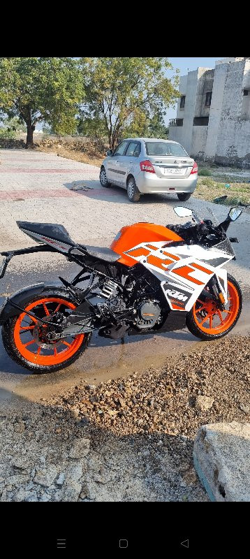 KTM 125 cc 2021...