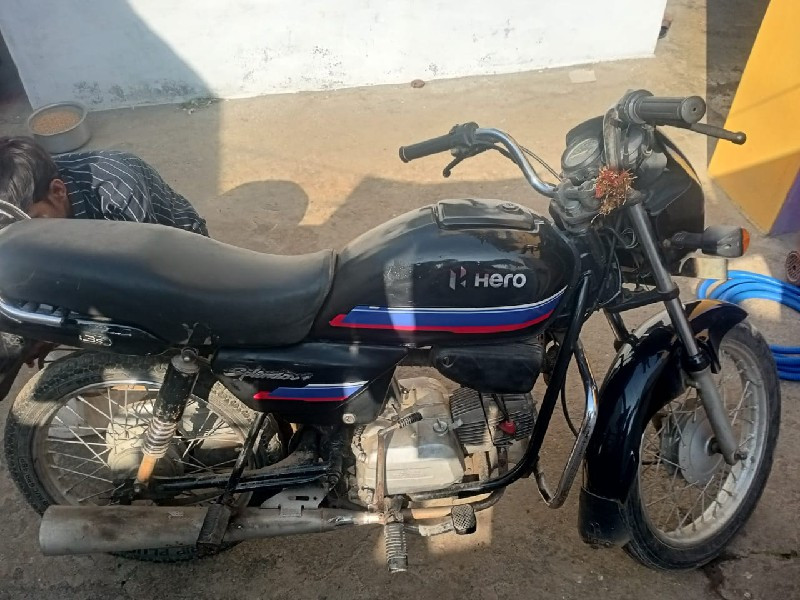 મોડલ 2005