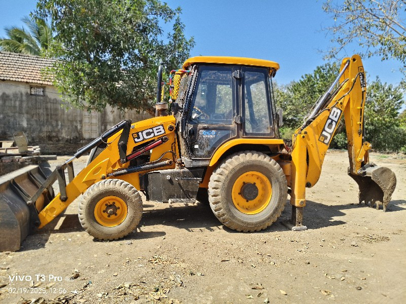 jcb વેચવાનું છે