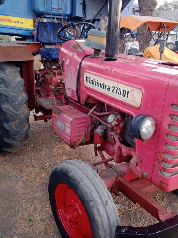 Mahindra 275