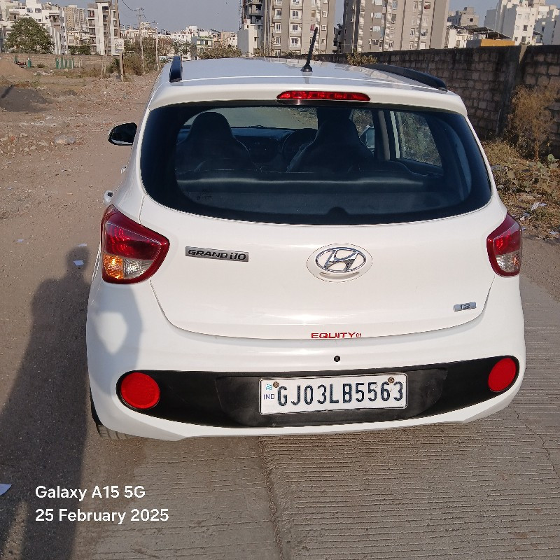 Hyundai i10 Mag...