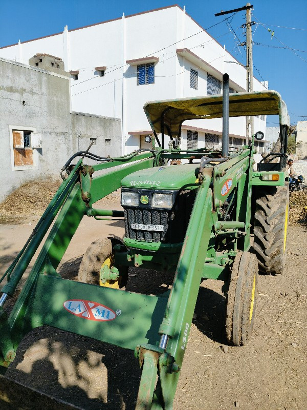 tractor model 2...