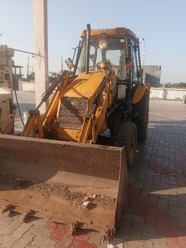 jcb વેચવાનું છે...