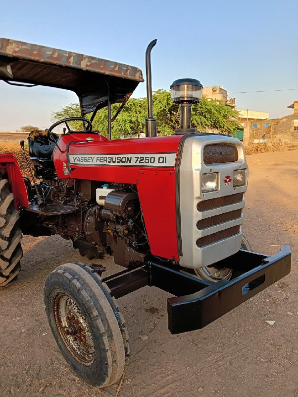 7250 di Massey...