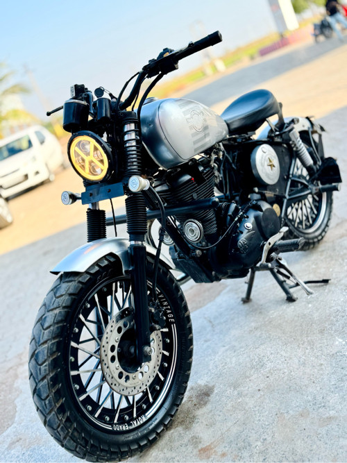 Royal Enfield C...