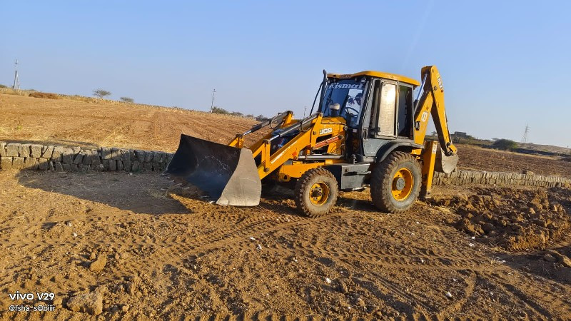 JCB 3DX selling