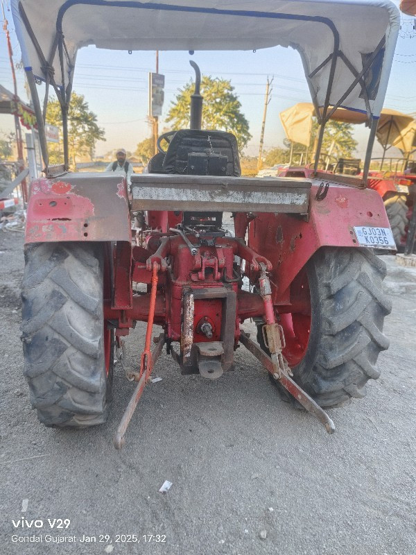 Mahindra 275Di...