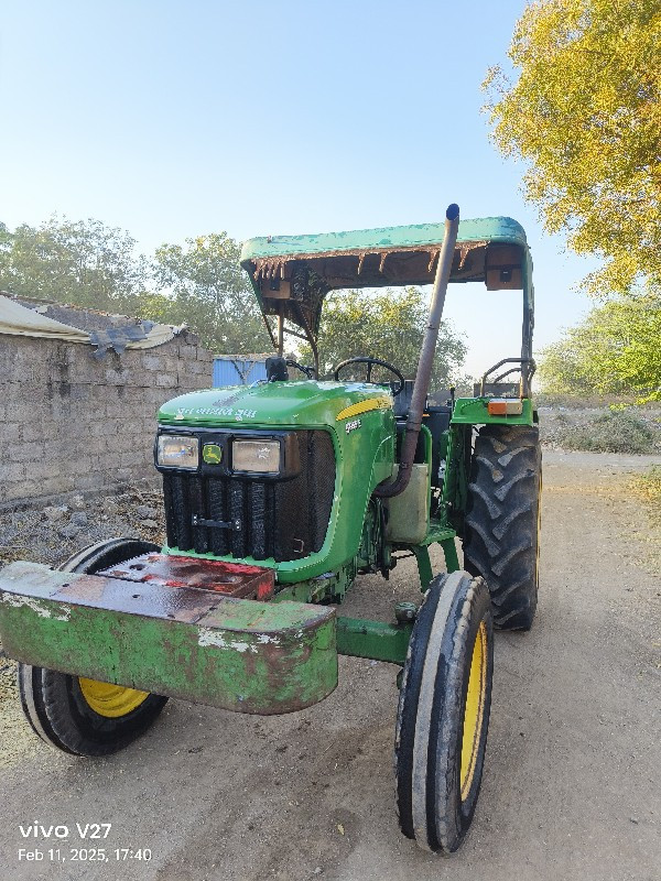 john Deere 5055...