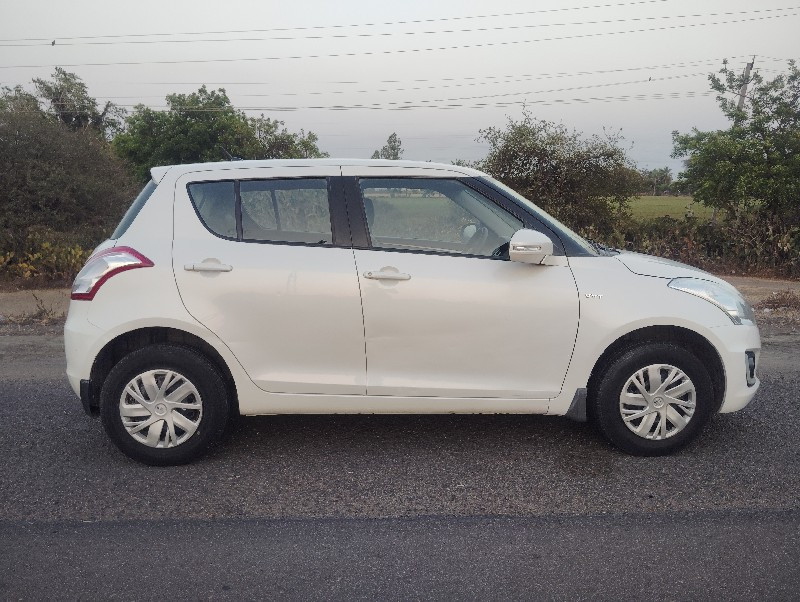 Maruti Swift 1s...