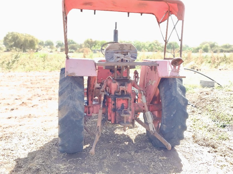 મહેન્દ્રા 275 D...