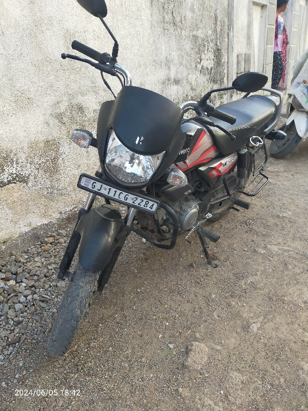 ટુ વ્હીલ વેચવાન...