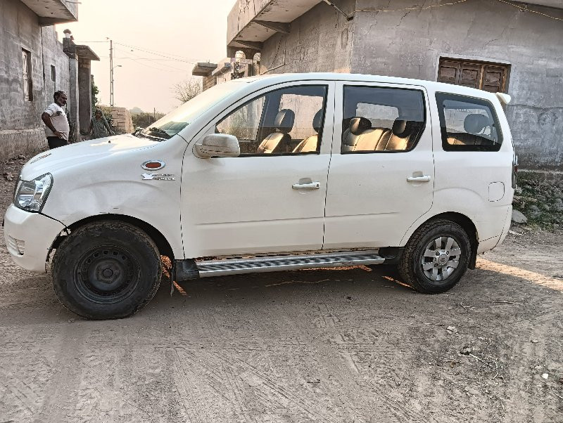 mahindra xylo