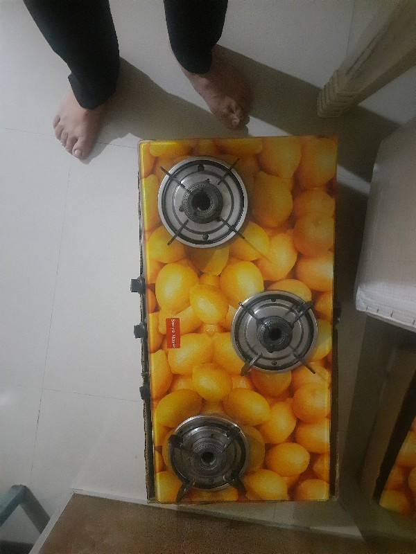 Gas stove