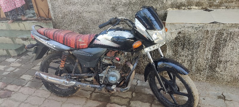 Bajaj platina