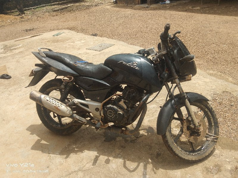 palsar 150 cc