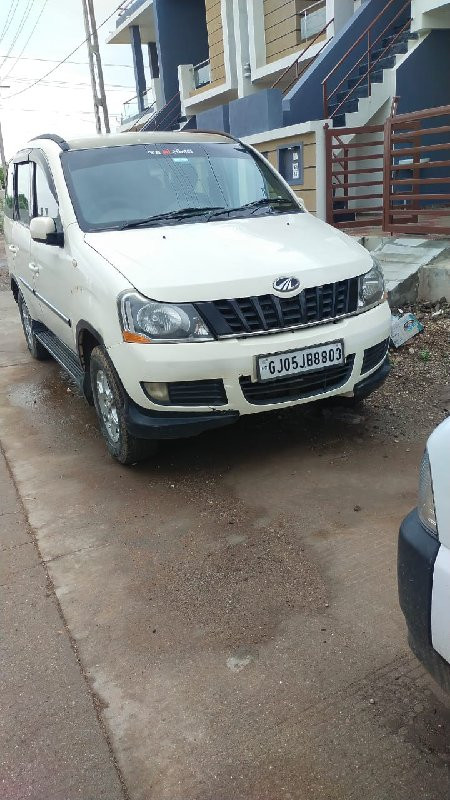 Mahindra xylo E...