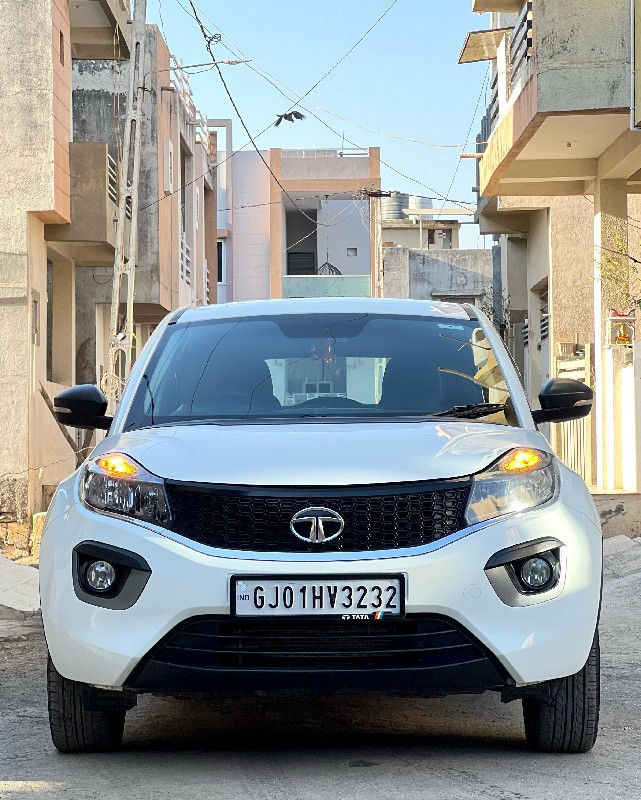 Tata Nexon XM 1...