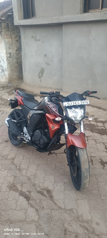 yamaha FZ S.......