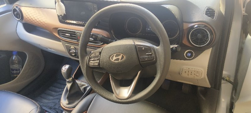 Hyundai Aura SX...