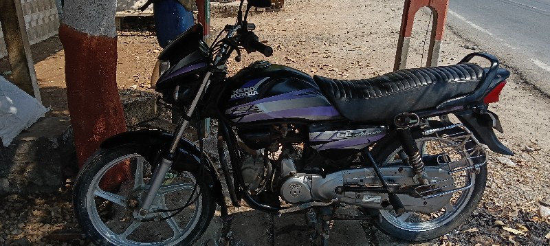 ટુ વ્હીલ વેચવાન...