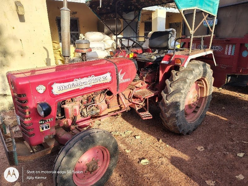 Mahindra 275