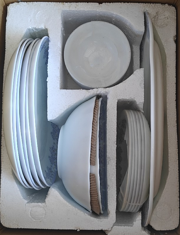 Dinner Set
