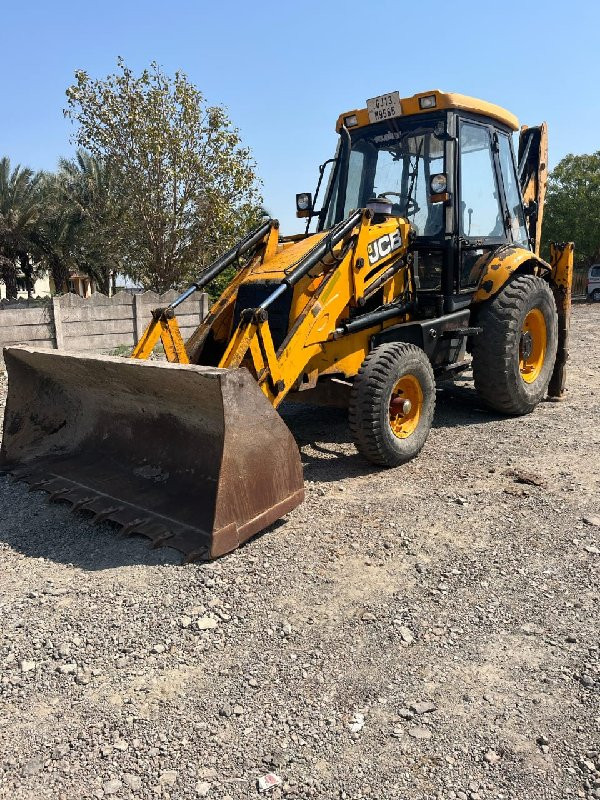 Jcb 2010 model
