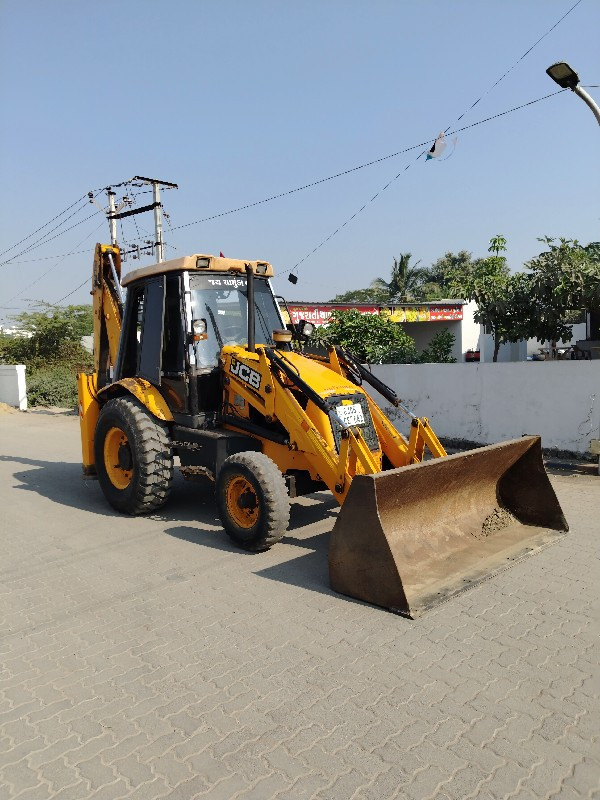 jcb