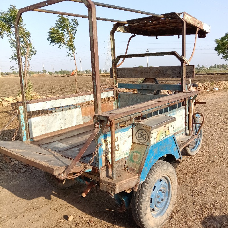 GJ10W 4383 એનજી...