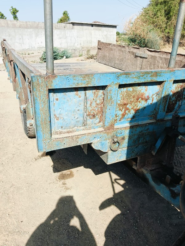 લારી