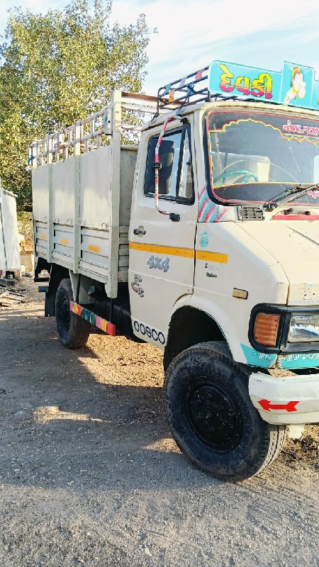 ટાટા 407
