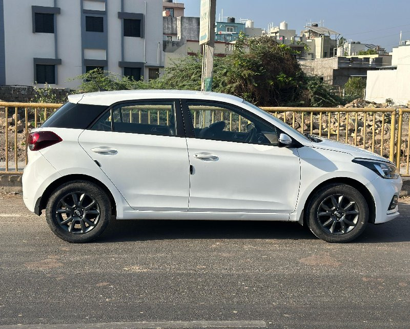 I20 વેચવાની છે