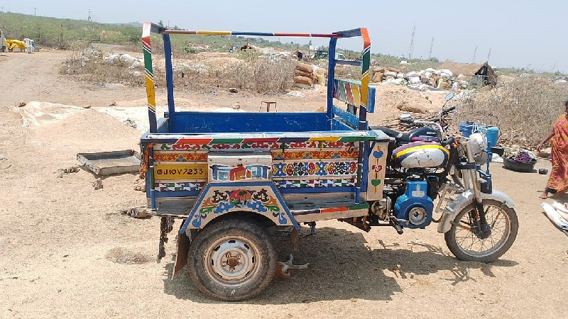 મોડલ 2003
ચીરાગ