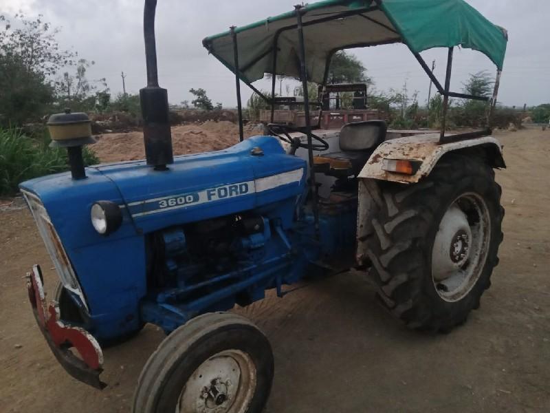 3600 ford વેચવા...