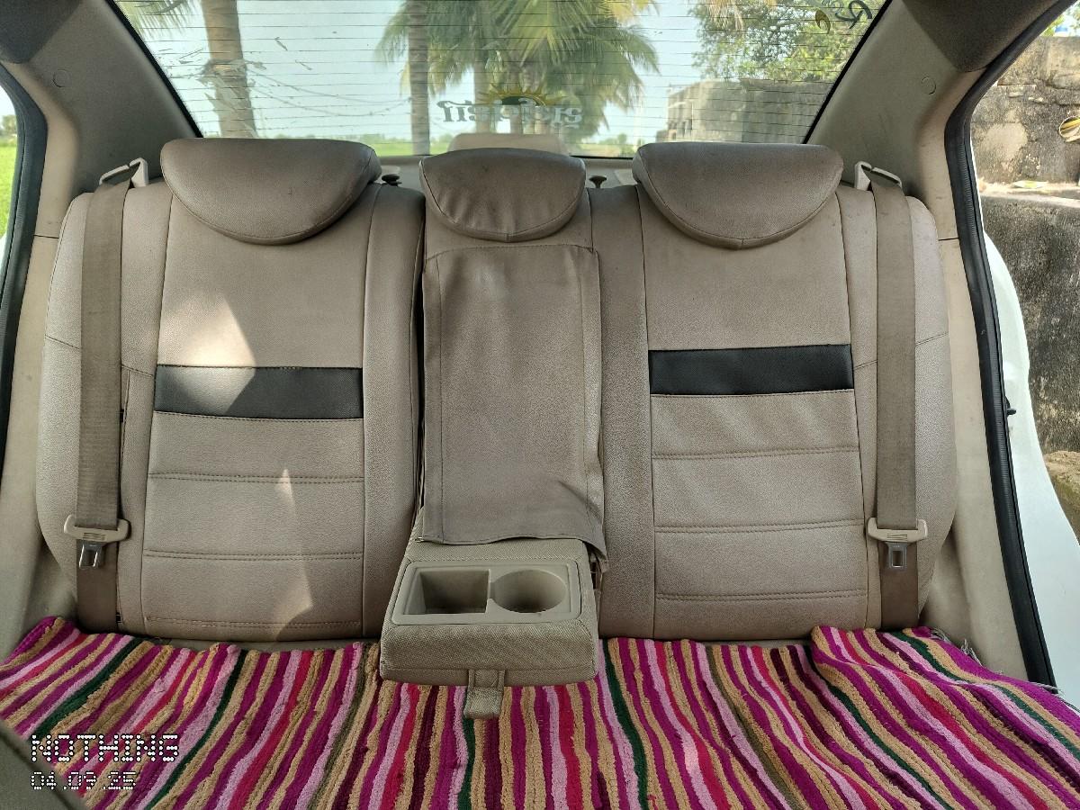 વરના ગાડી વેચવાની છે