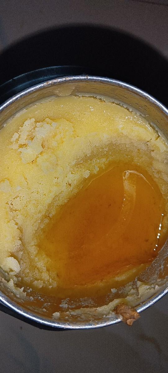 ગાય નુ ઘી વેસાવ છે