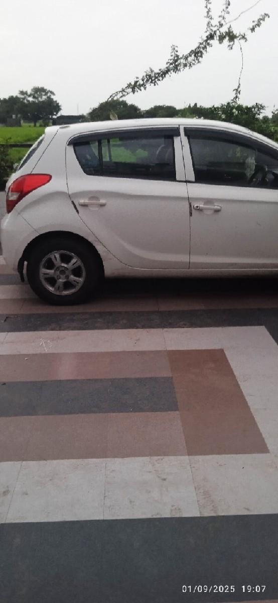 i20 વેચવાની છે