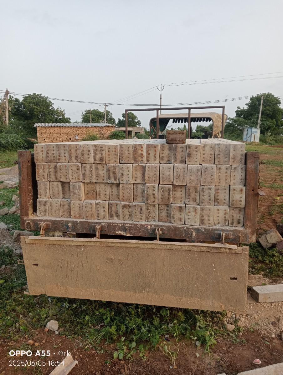 થંબનેલ 2