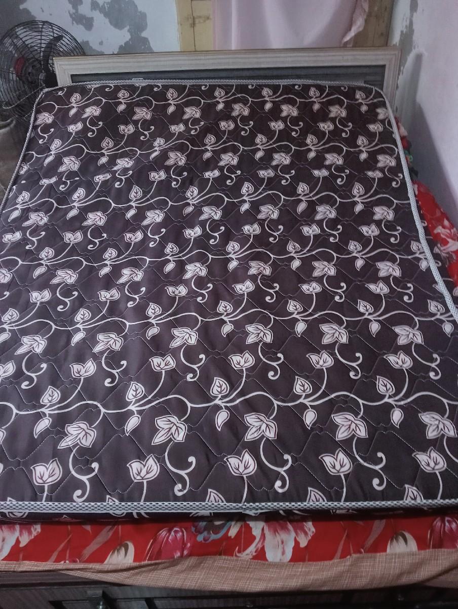 ફોમ ડનલોક નુ ગાદલુ ડબલ બેડનુ નવુ