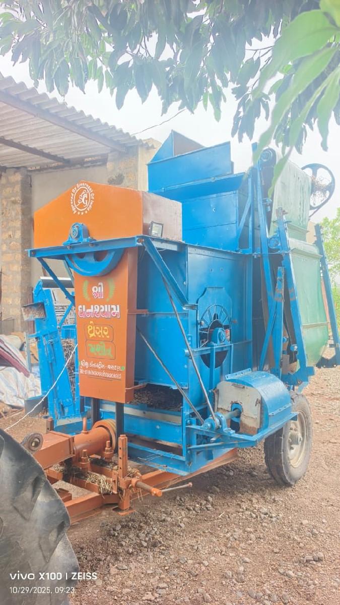 થ્રેશર વેચવાનુ છે