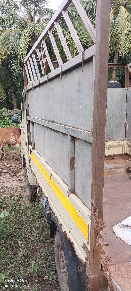 વેચવાનું છે