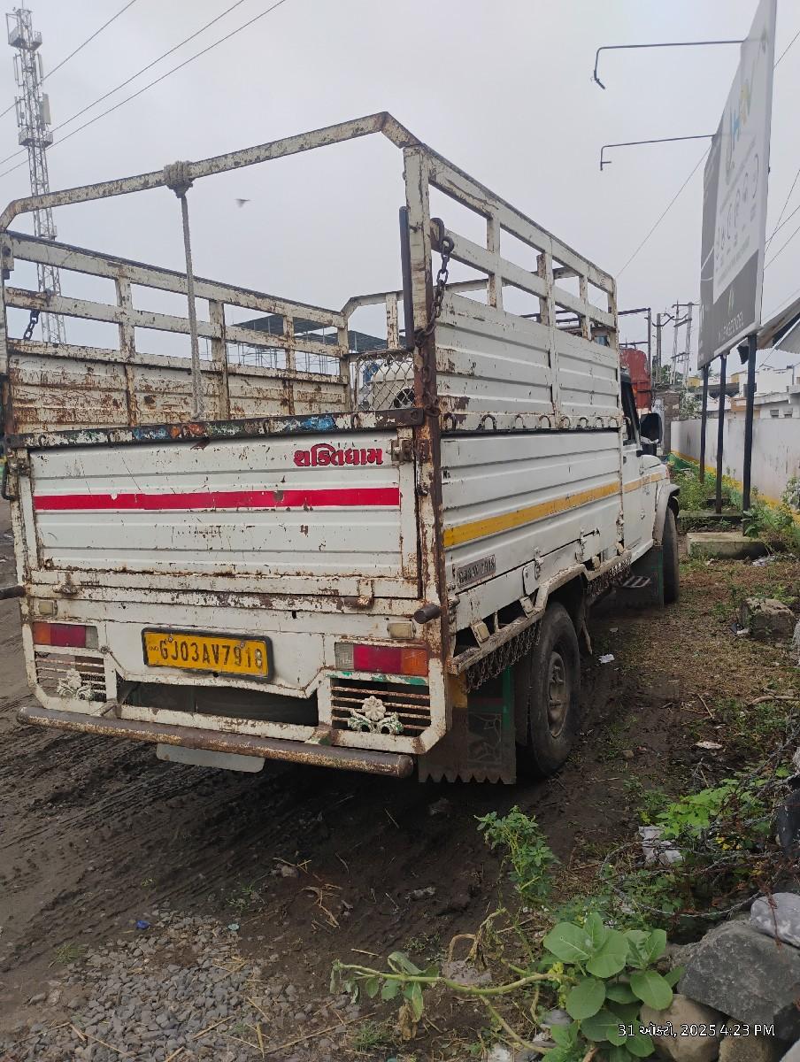 બોલેરો pick-up ગાડી વેચવાની છે