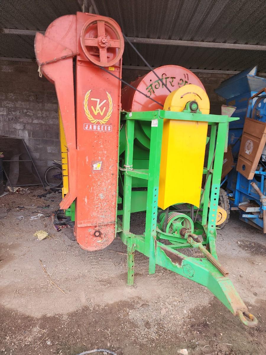 જંગીર થ્રેસર વેચવાની છે