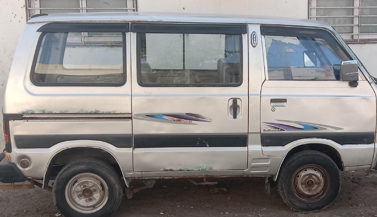 Maruti Omni van