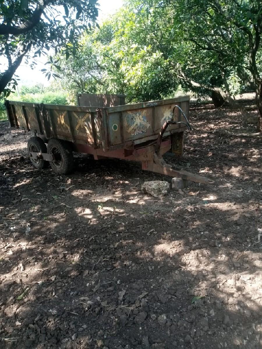 જય સીતારામ નું ફોરવીલ ટેલર વેચવાનું