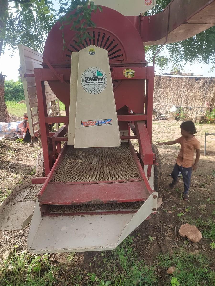 શક્તિ નું થ્રેશર વેચવાનું છે