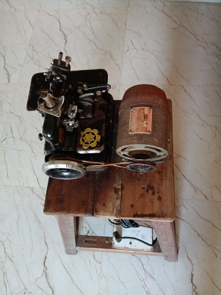 અવરલોક મશીન વેચવાનું છે