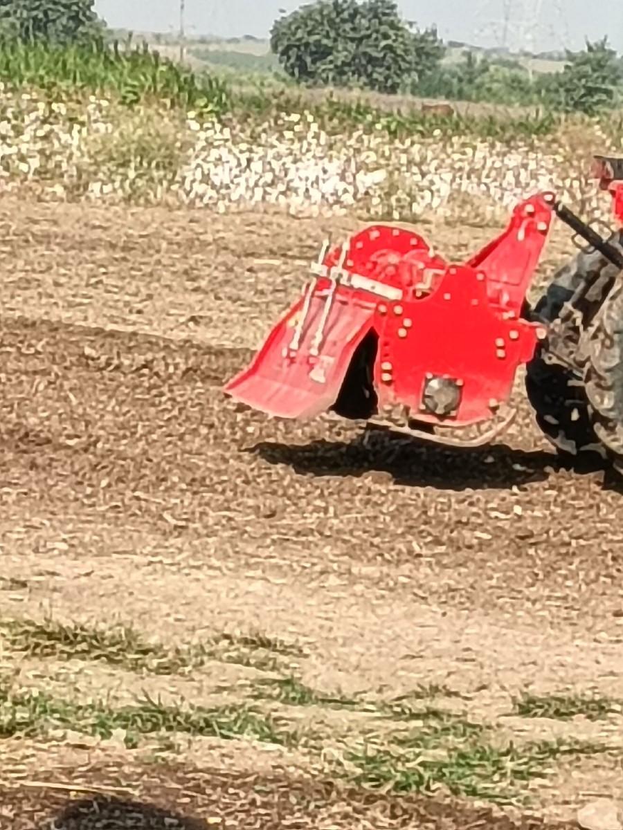 3.5 ફુટ નો રોટવેટર દેવાનું છે